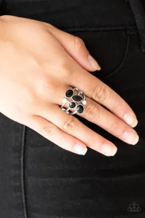 Paparazzi Ring ~ Metro Mingle - Black